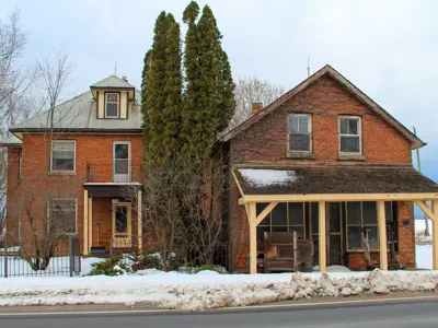 Crossland General Store